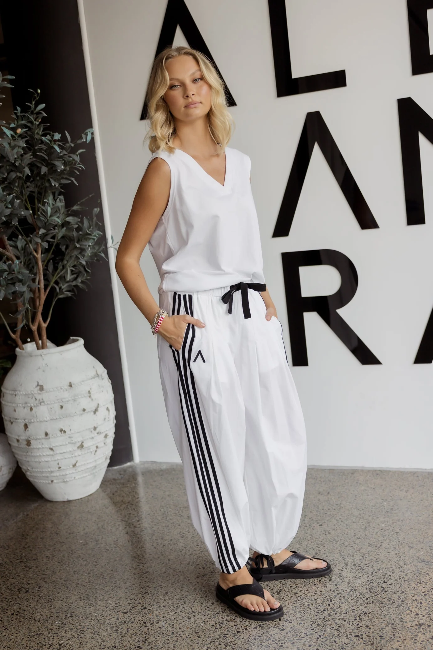 ALADIN Pants White - Image 3