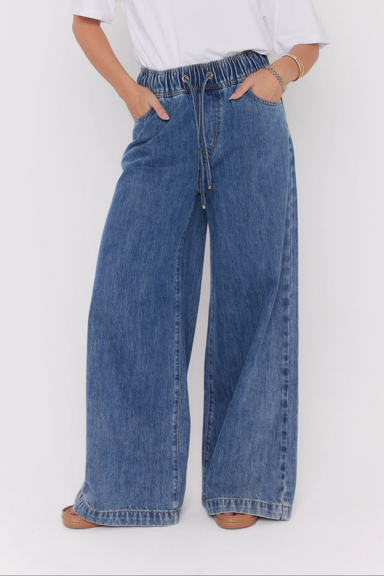 CASEY Jeans Mid Blue Wash Denim - Image 7