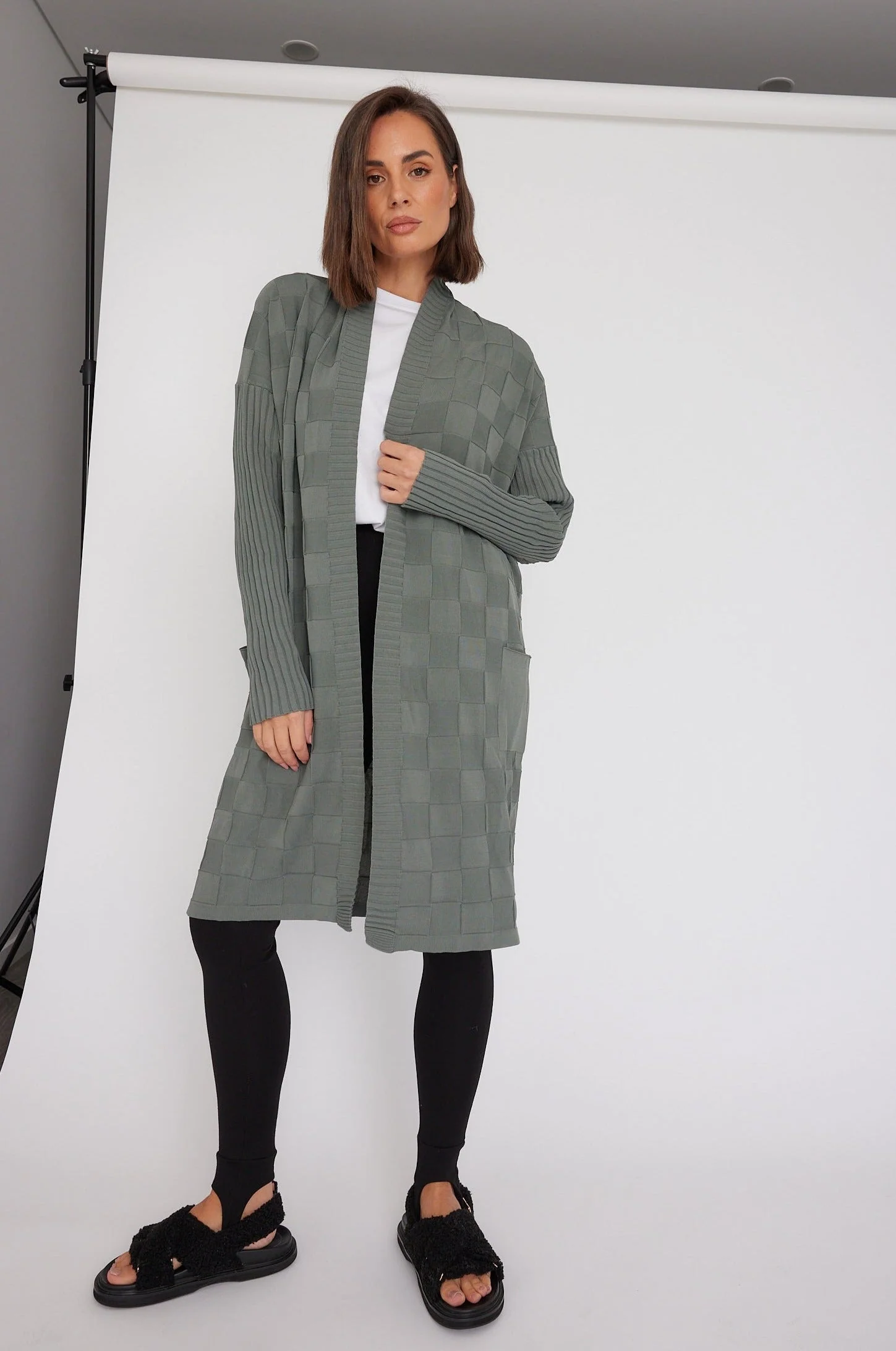 ELIZUS Cardigan Hunter Green - Image 3