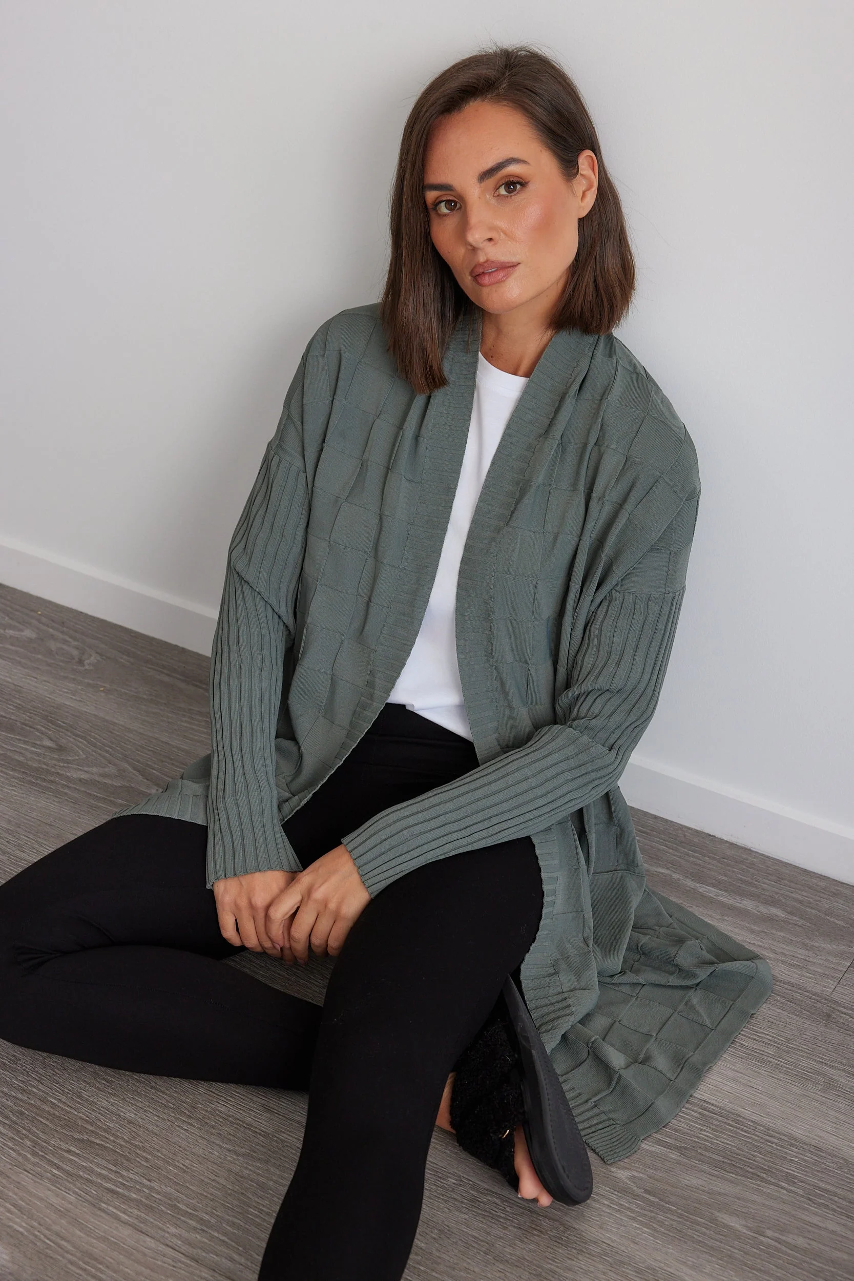 ELIZUS Cardigan Hunter Green - Image 4