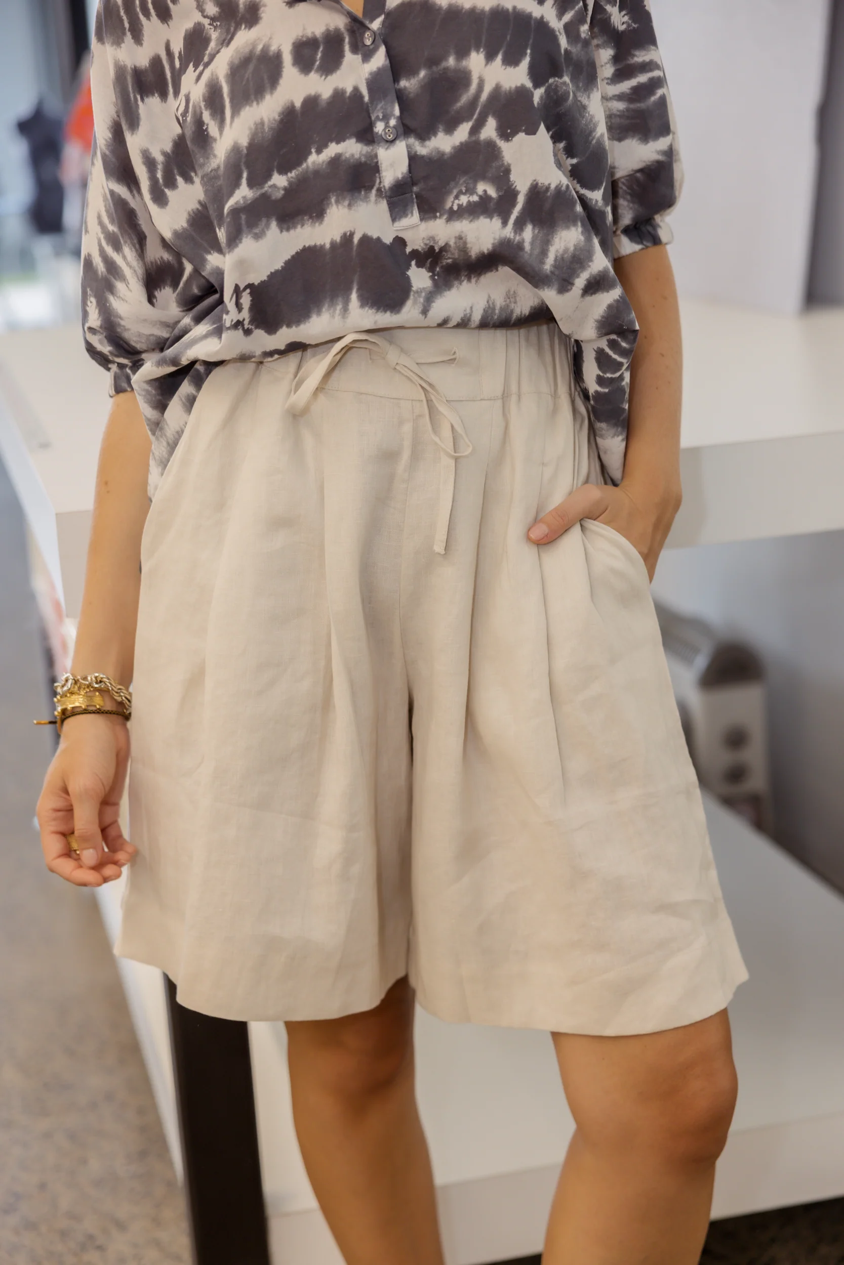 JUNY Shorts Stone