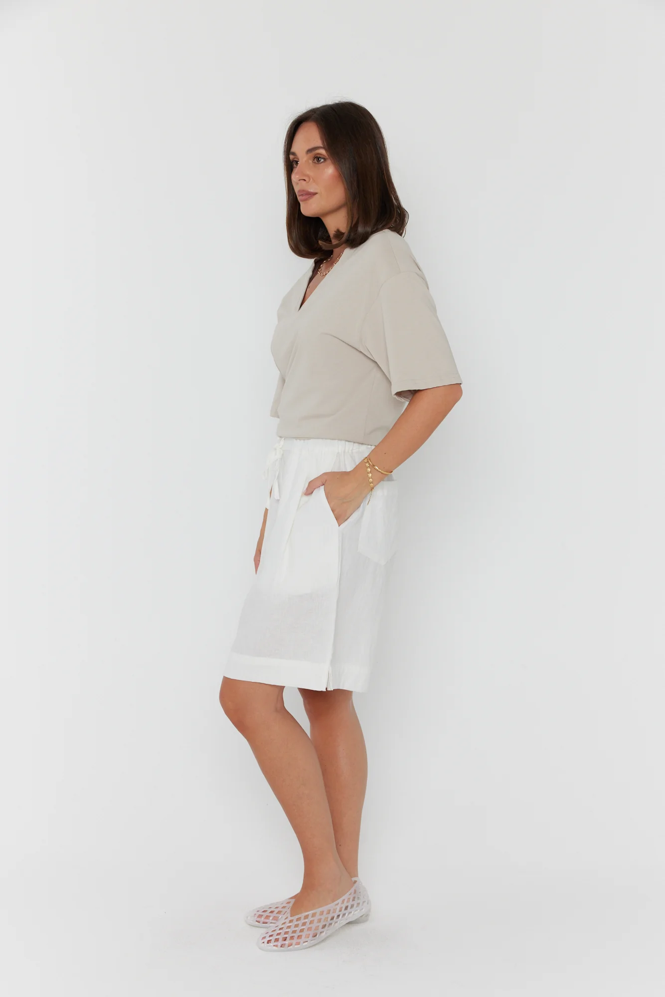 JUNY Shorts White - Image 9