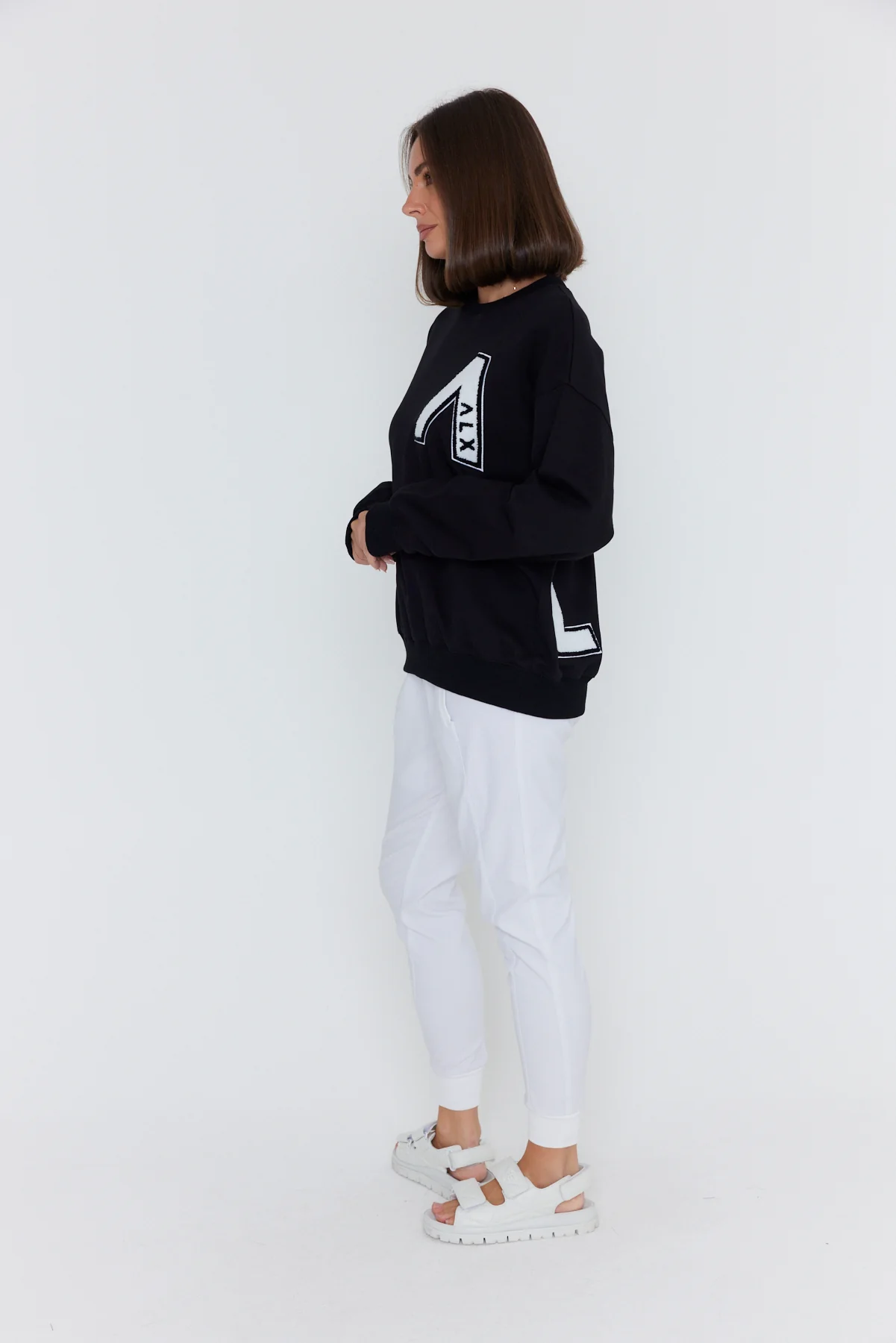 KITSON Jumper Black - Image 10