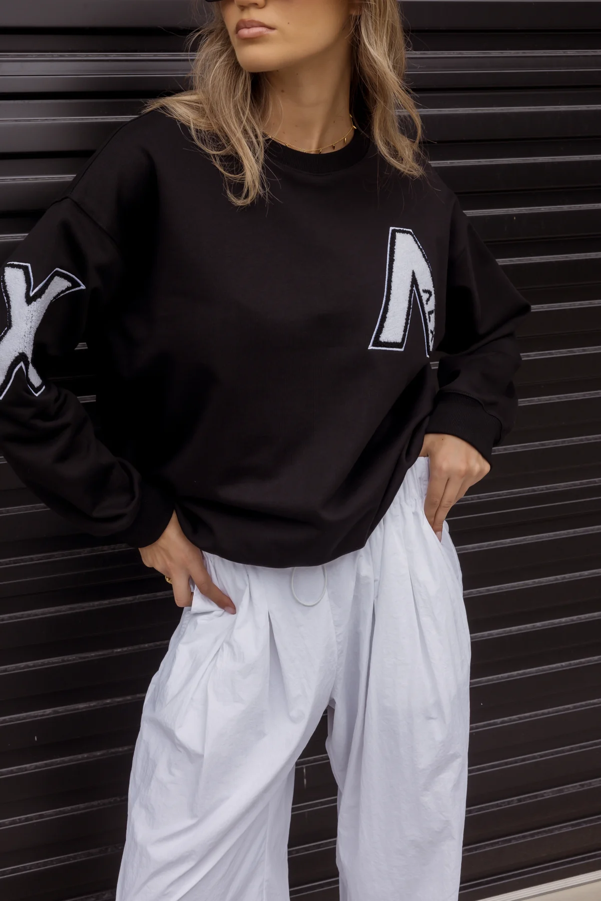 KITSON Jumper Black - Image 2