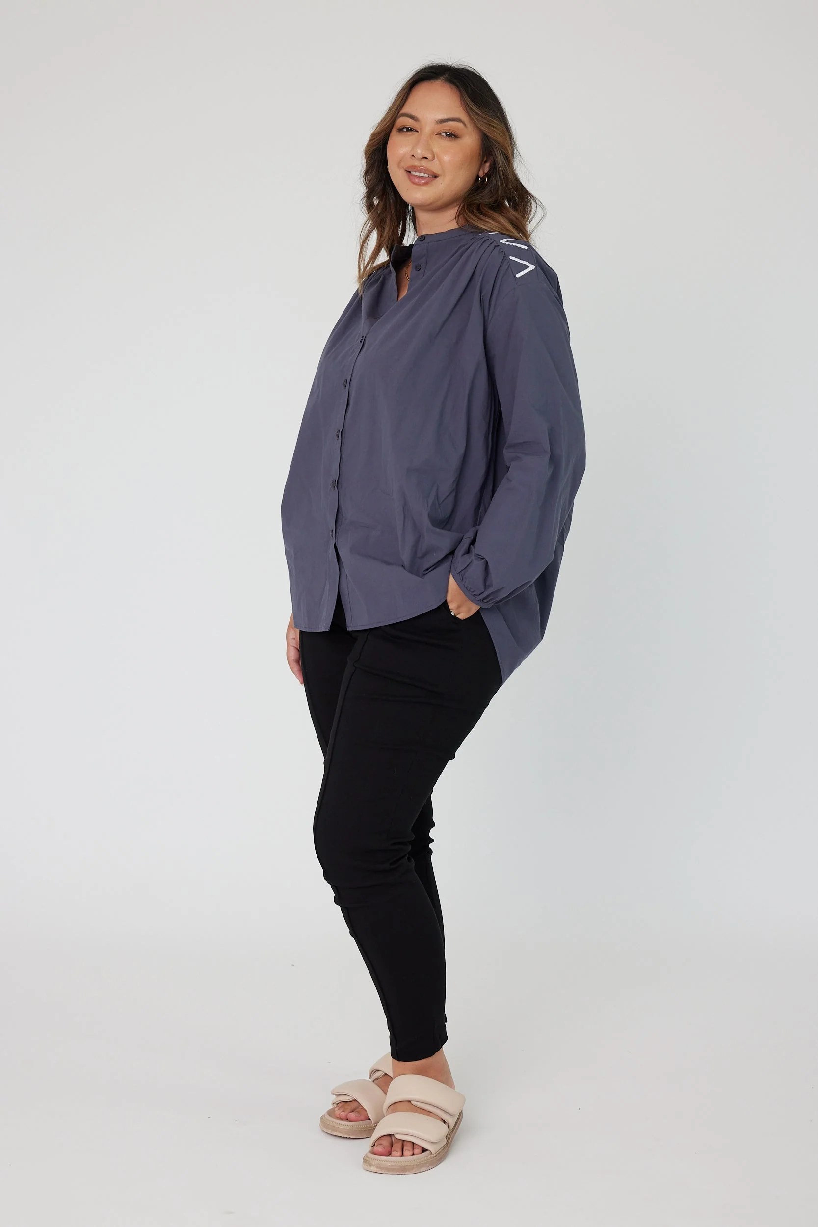 KNIGHT Blouse Charcoal - Image 12