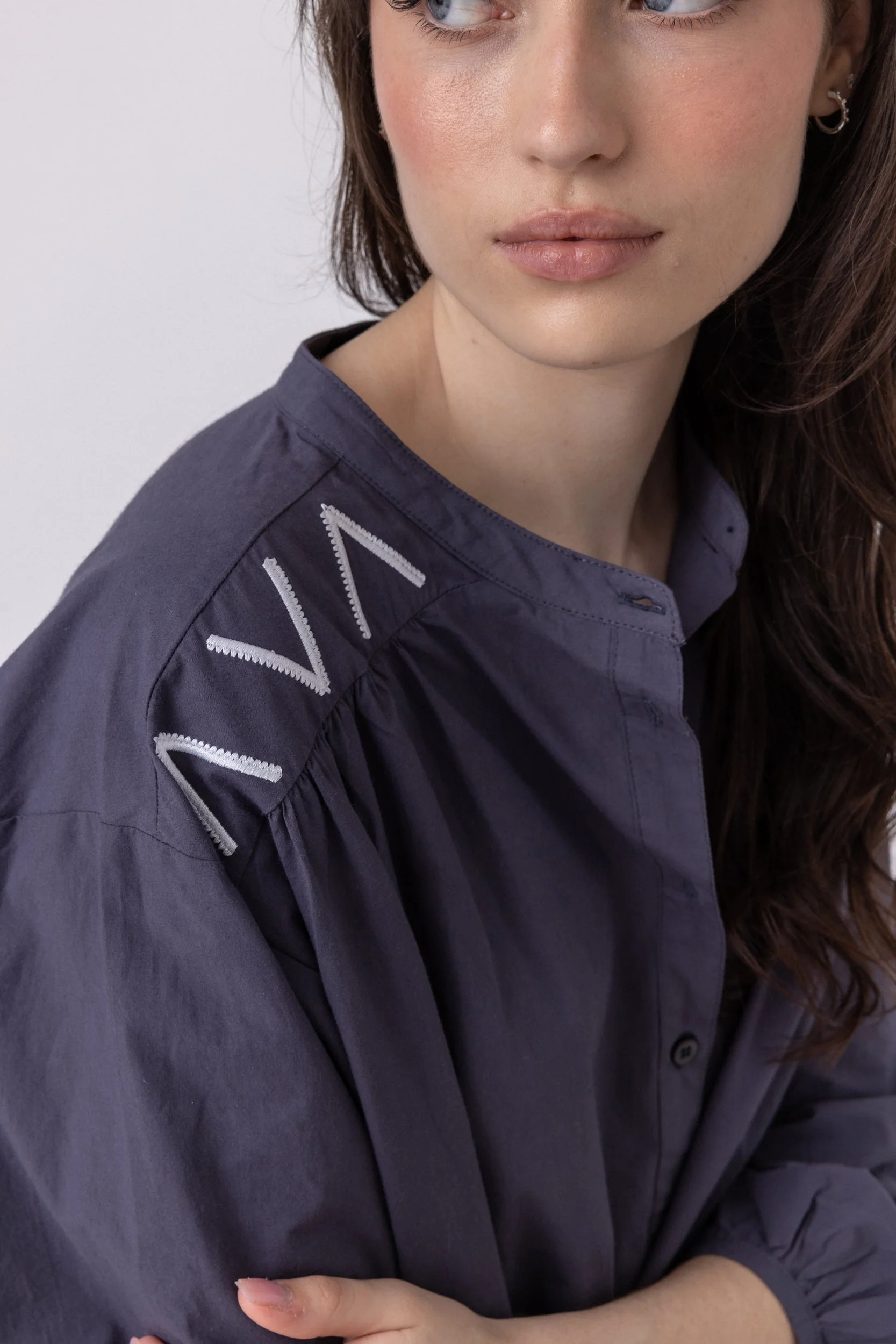 KNIGHT Blouse Charcoal - Image 13
