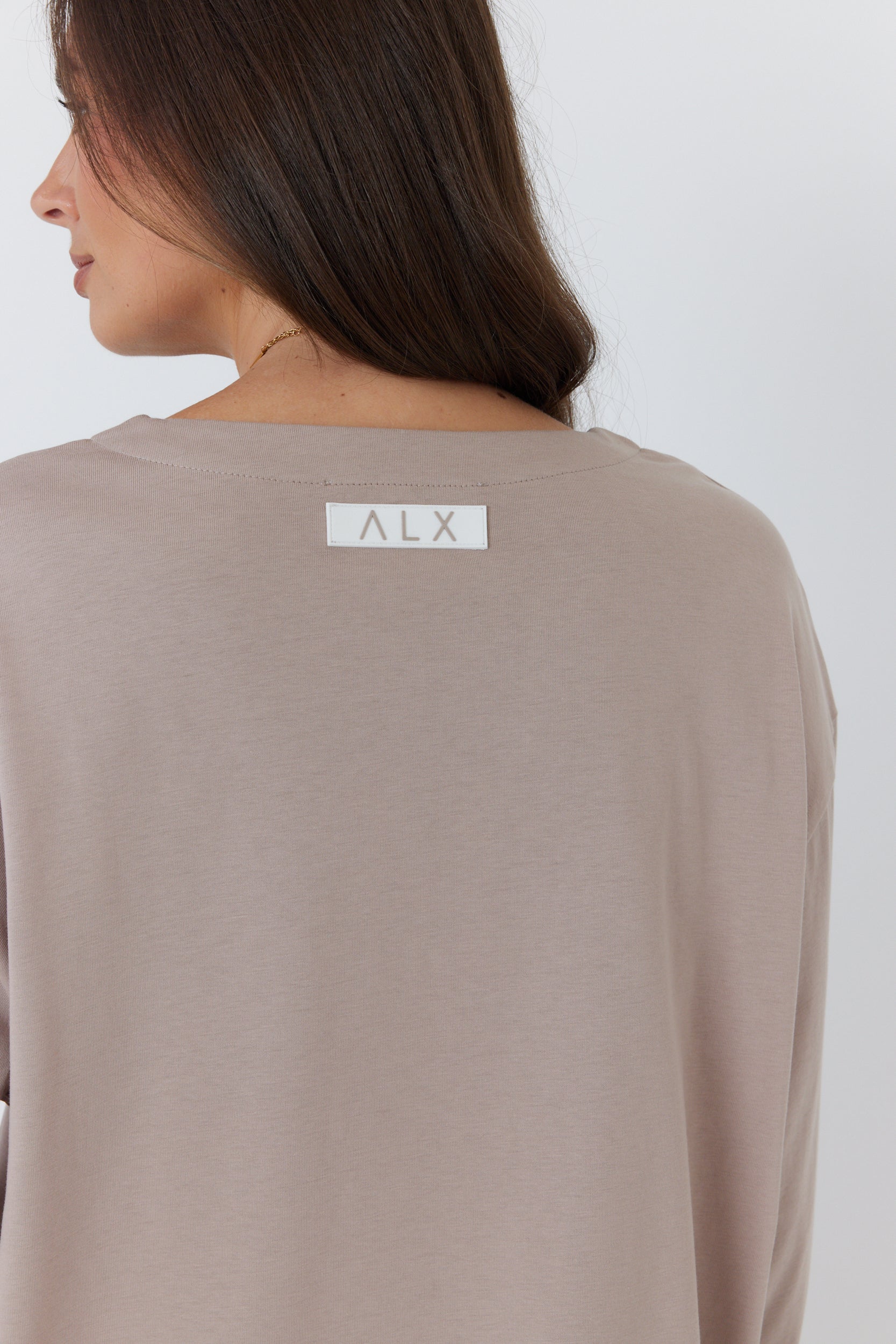 NIX V Long Sleeve Top Coco - Image 9