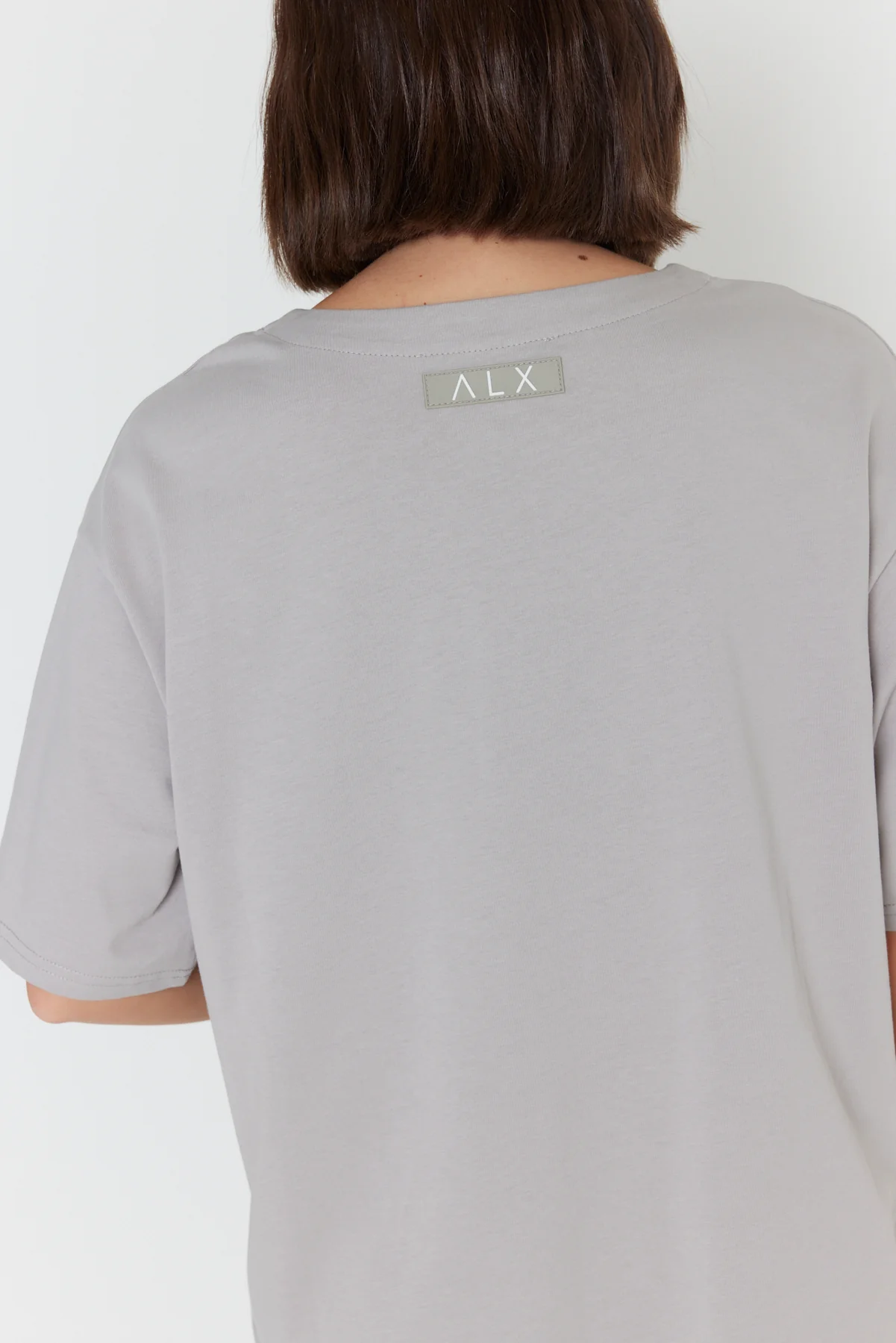 NIX V-Neck T-Shirt Grey - Image 10