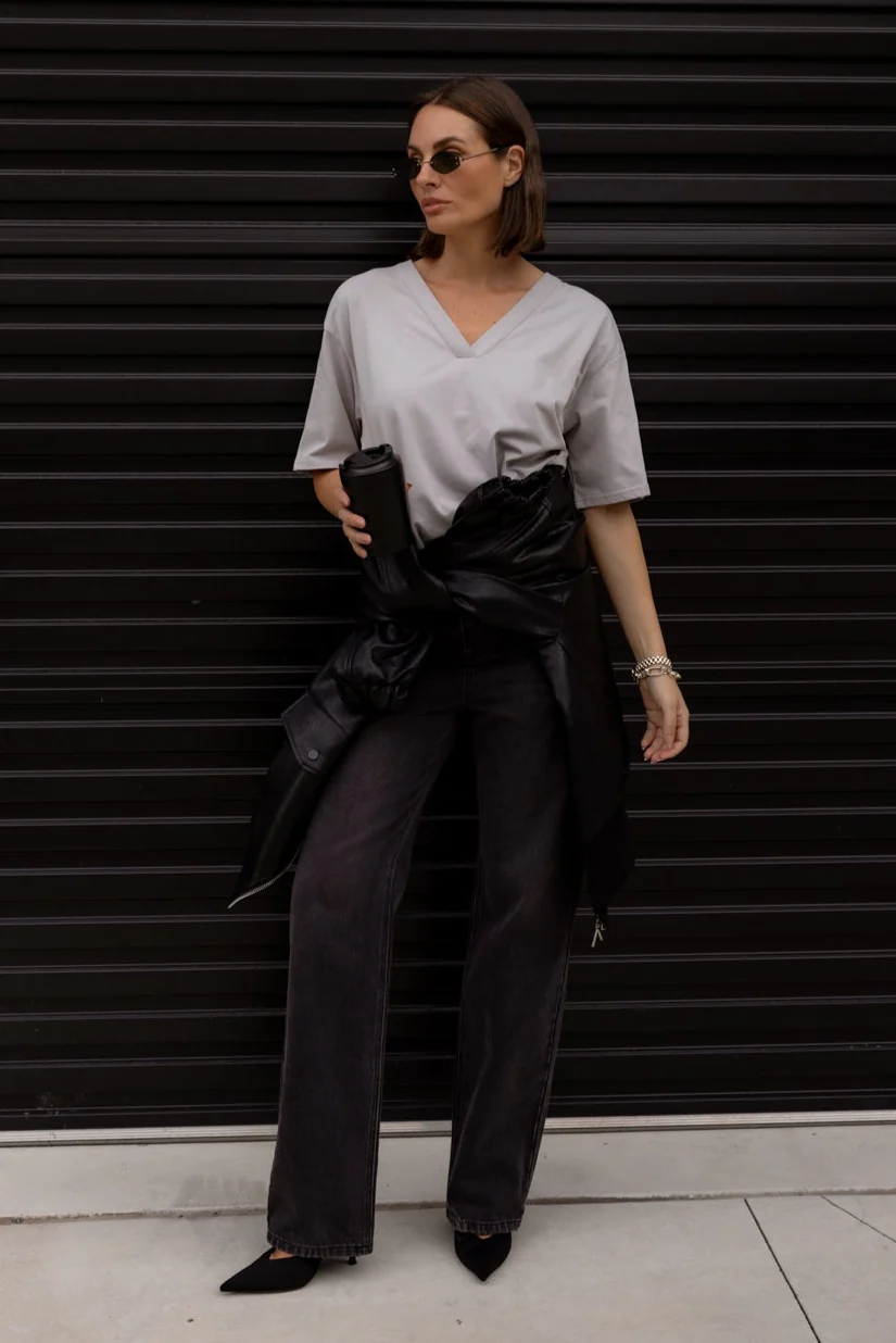 NIX V-Neck T-Shirt Grey - Image 2