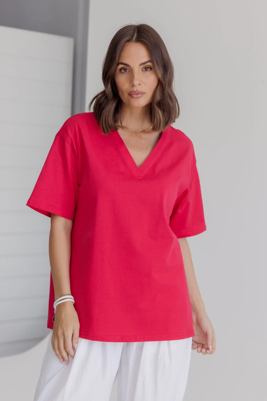 NIX V-Neck T-Shirt Strawberry Red