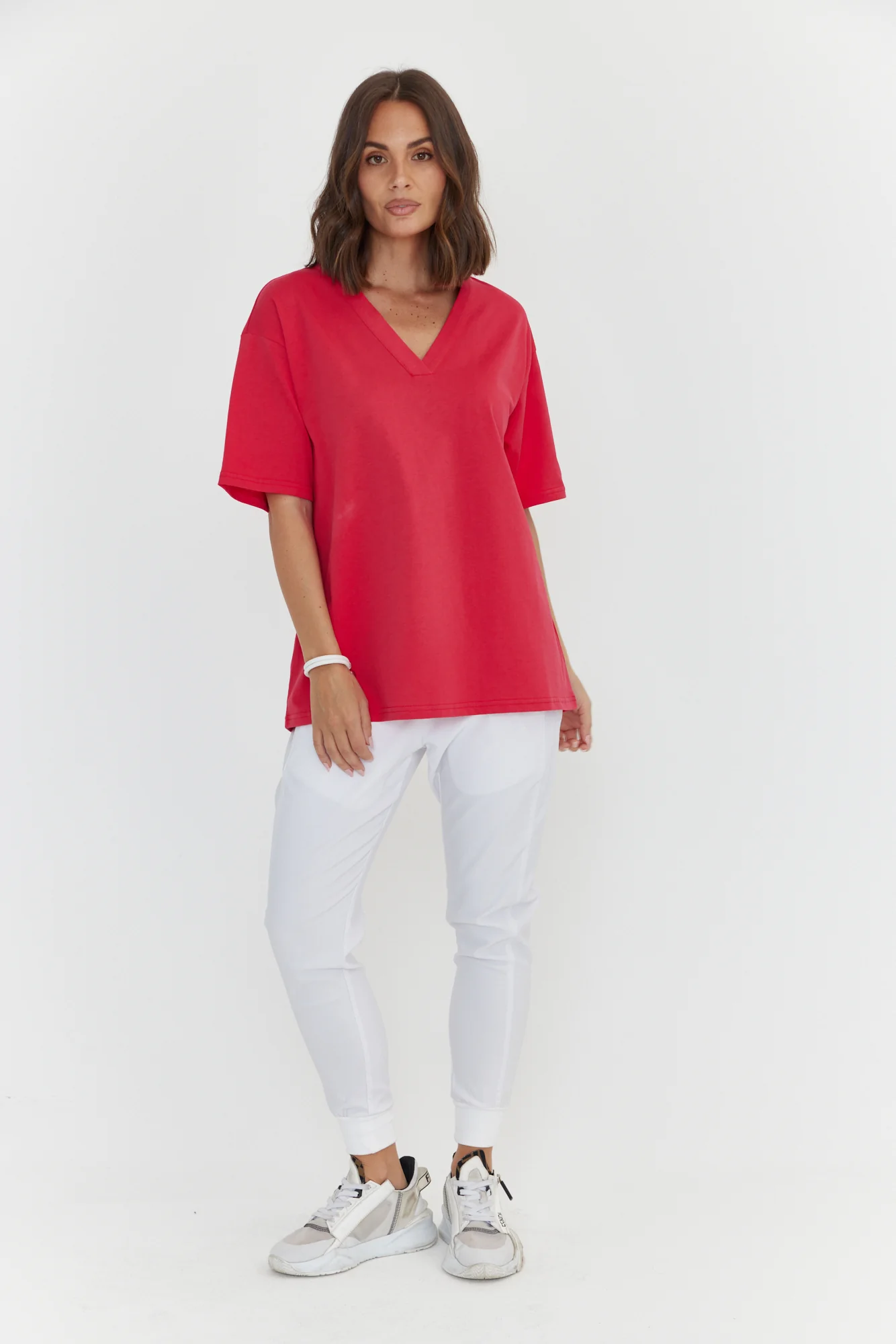 NIX V-Neck T-Shirt Strawberry Red - Image 4
