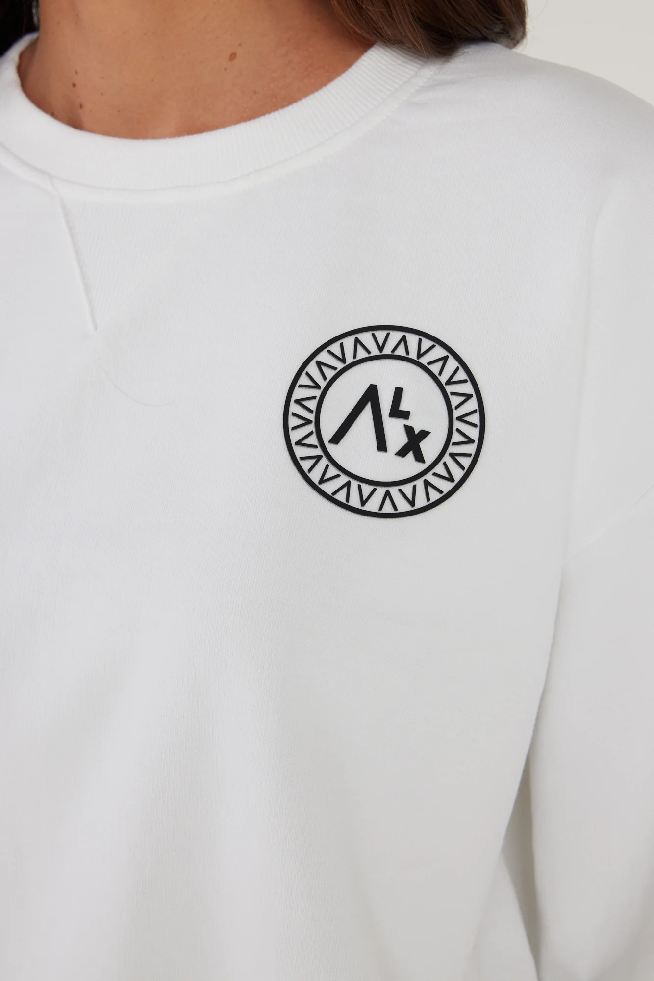 ONDA Jumper White - Image 9