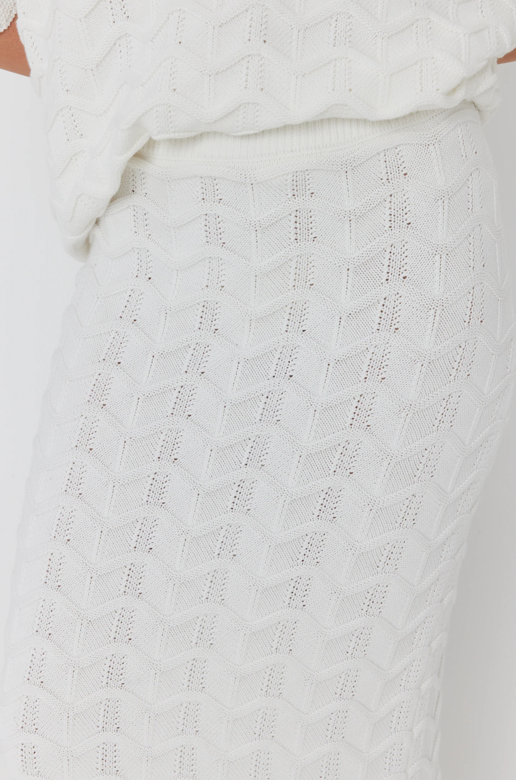 RATAN Knit Skirt White - Image 8
