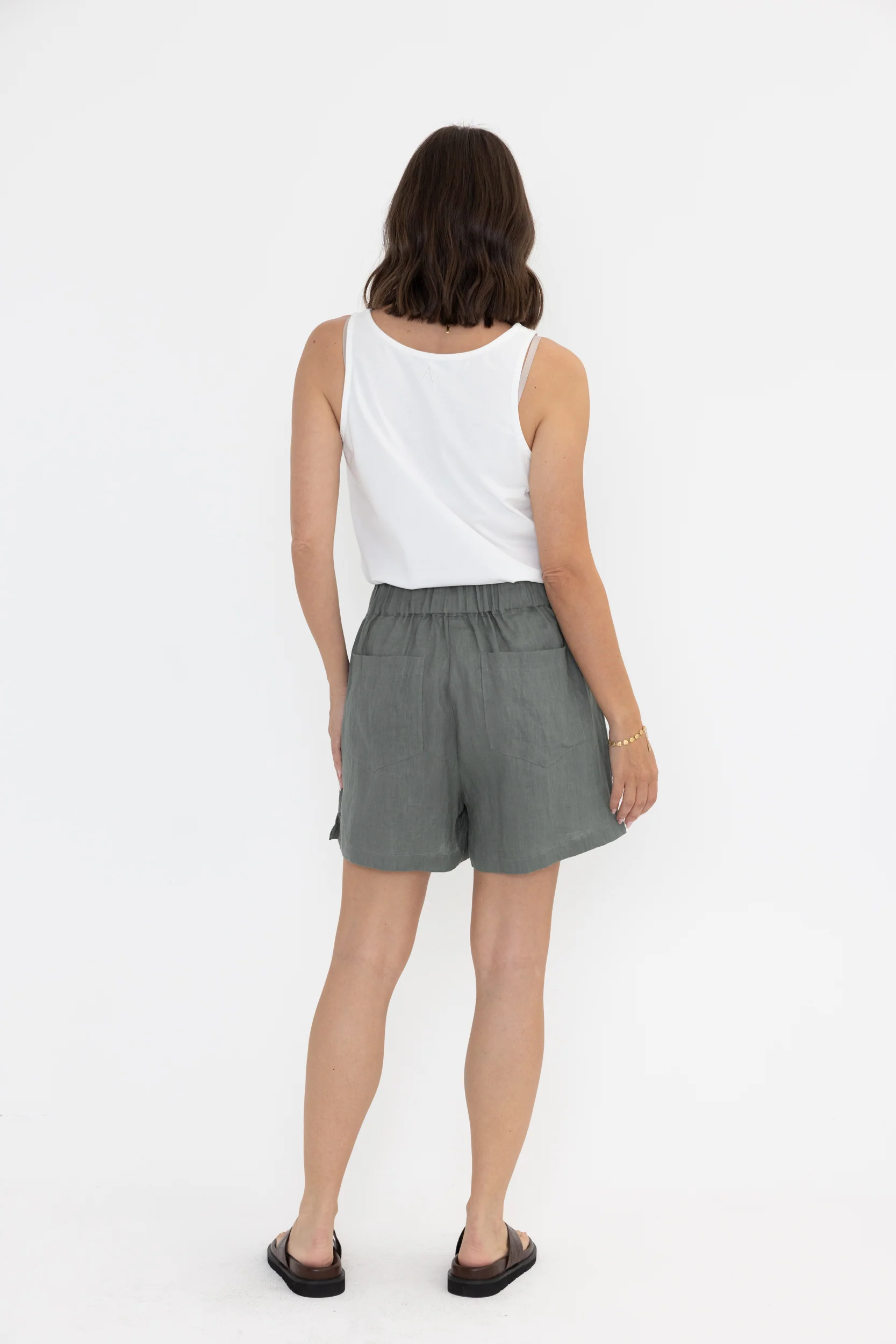 RAZ Shorts Dusty Green - Image 12