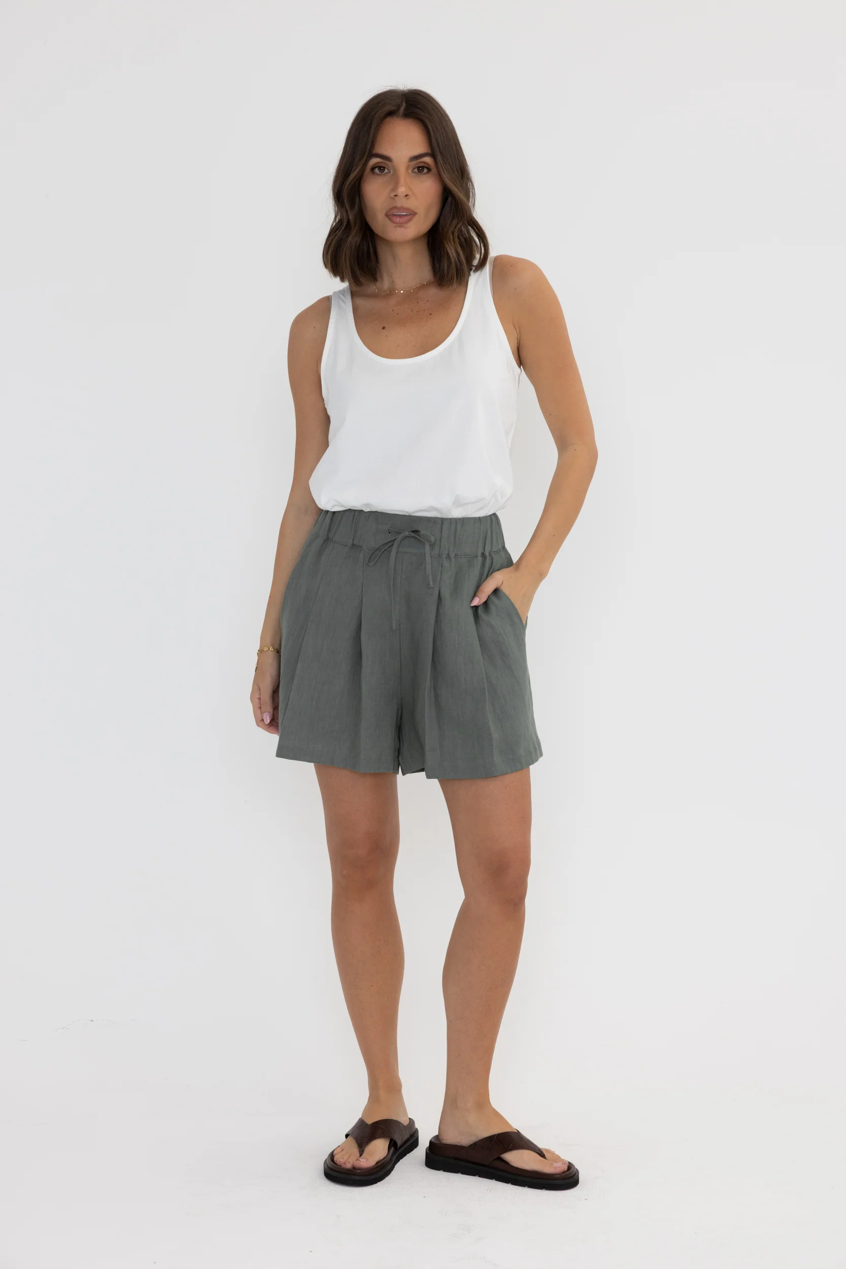 RAZ Shorts Dusty Green - Image 6