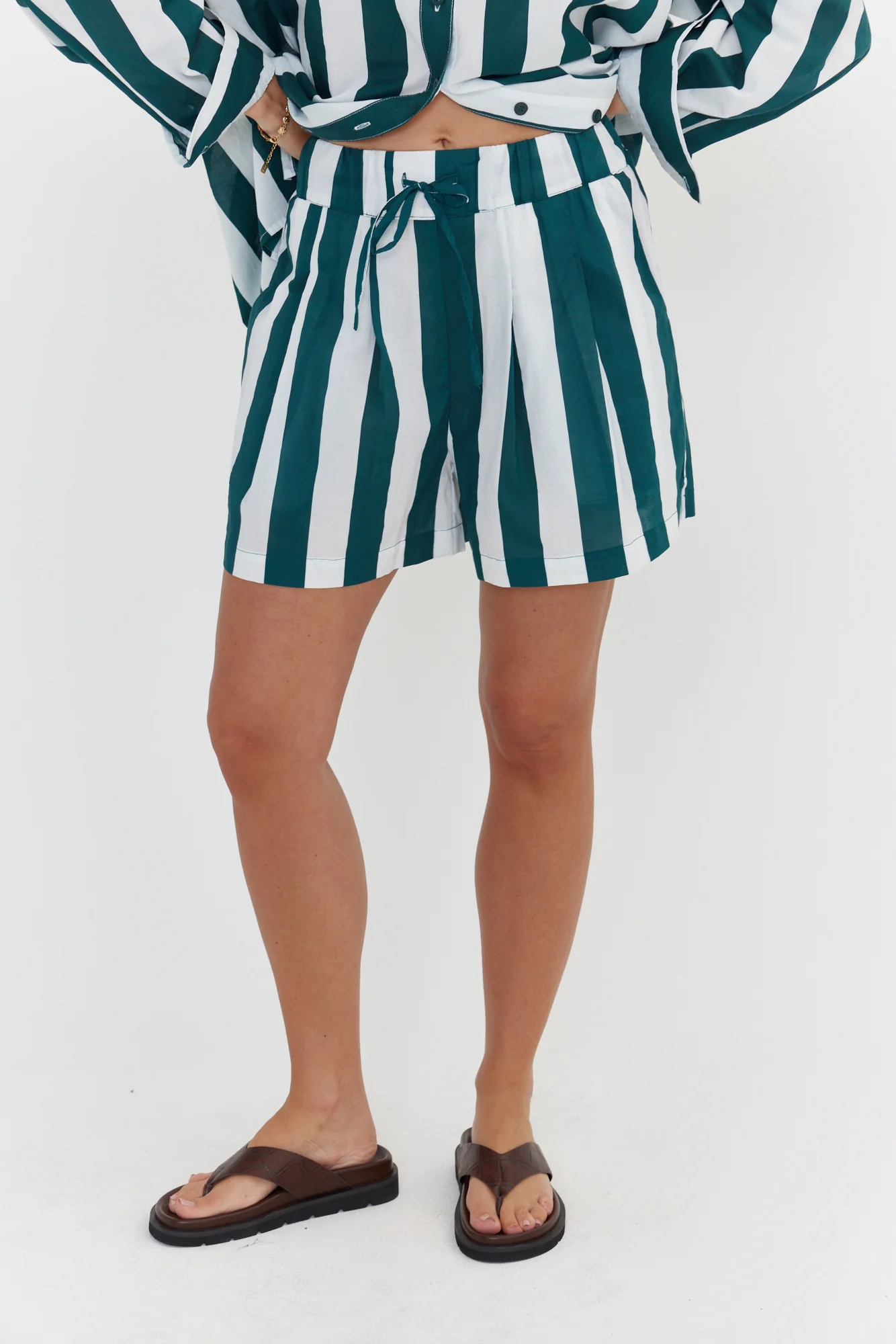 RAZ Shorts Green Stripe - Image 10