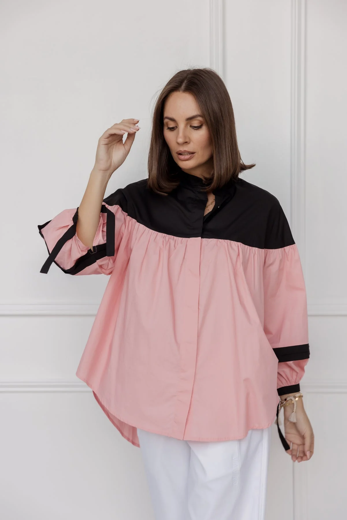 RENNOX Blouse Black & Peach - Image 2