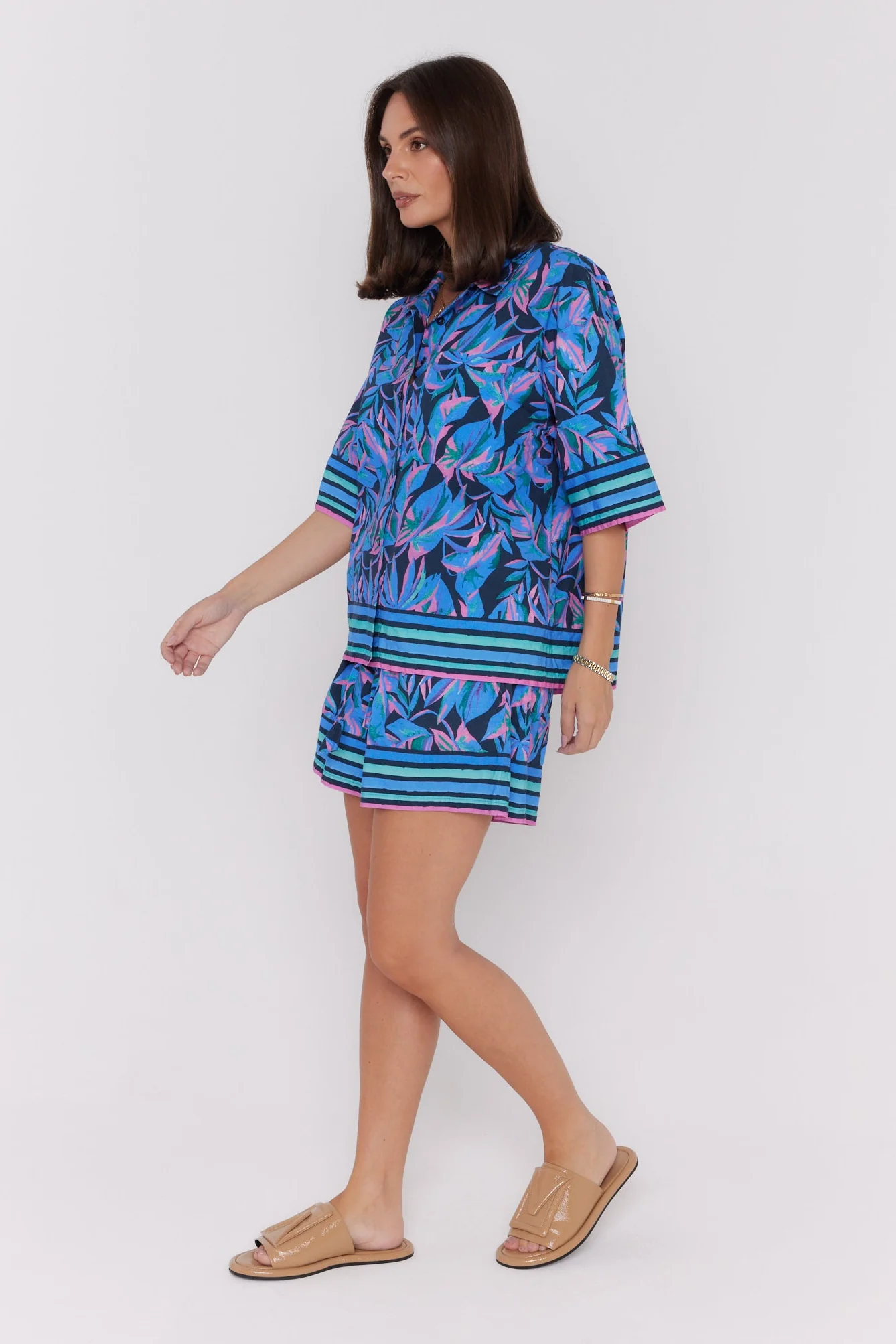 RISE Shirt Navy Floral Print - Image 12