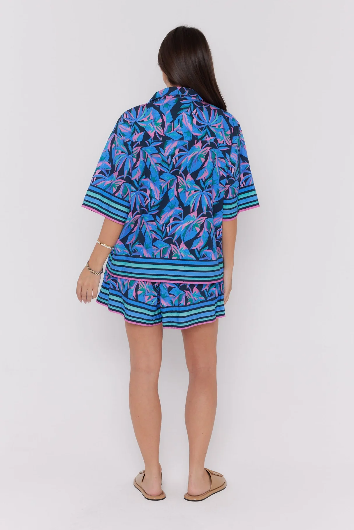 RISE Shirt Navy Floral Print - Image 14
