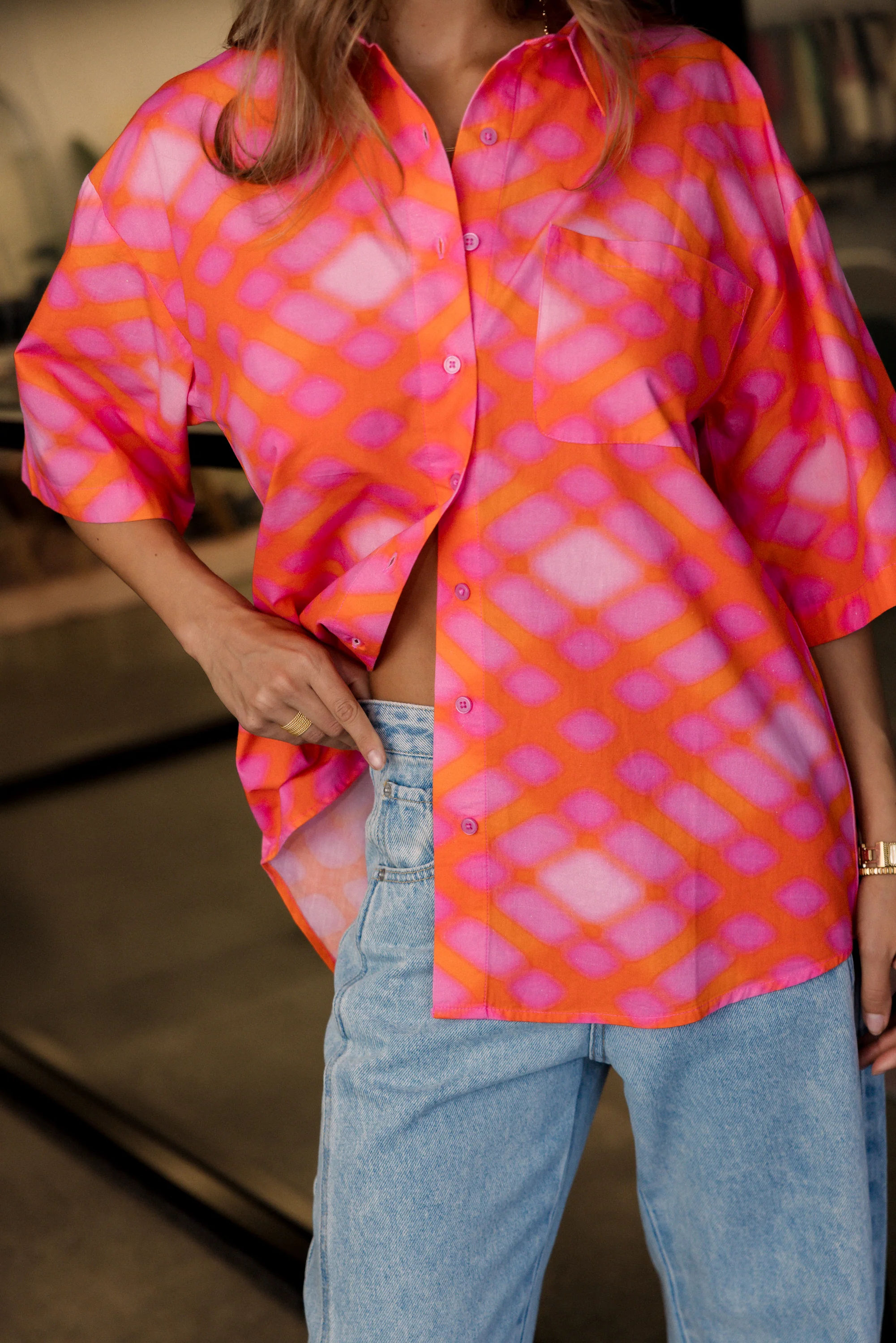 ROGUE Shirt Pink Blur Print - Image 5