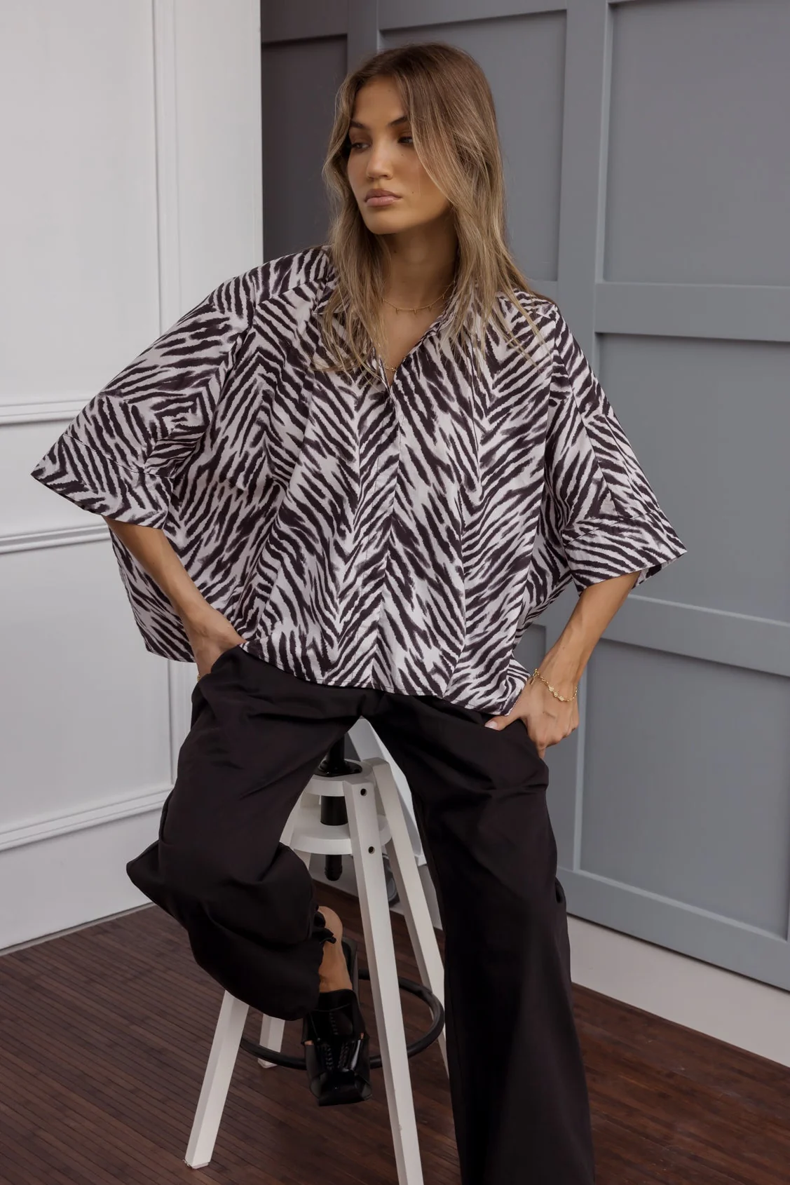 SERAPHIN Shirt Abstract Animal - Image 4