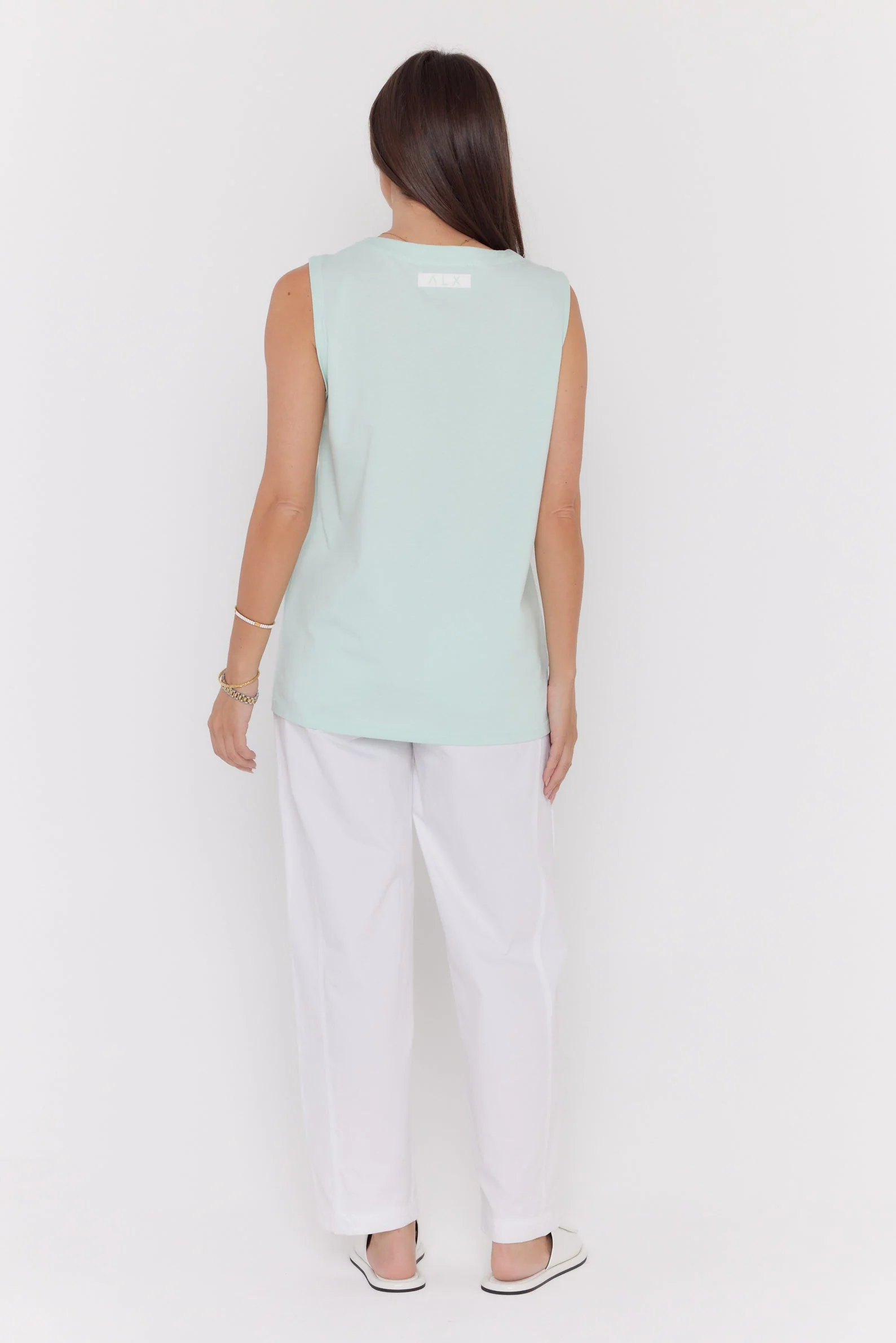 SIMBA V-Neck Seafoam - Image 9