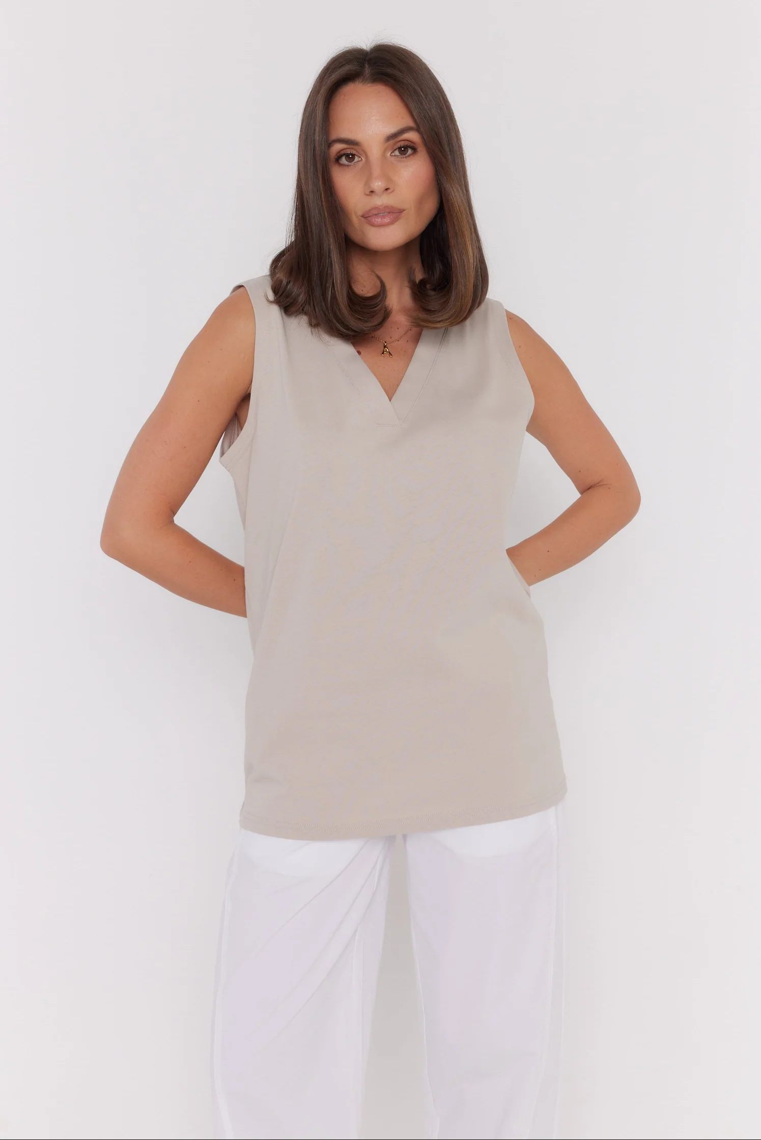 SIMBA V-Neck Stone - Image 5