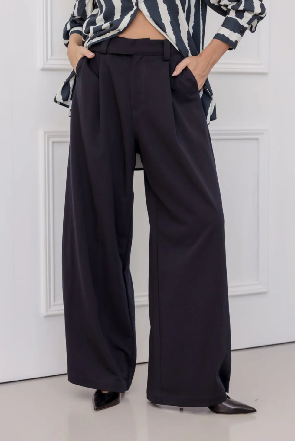 SUKOS Pants Navy