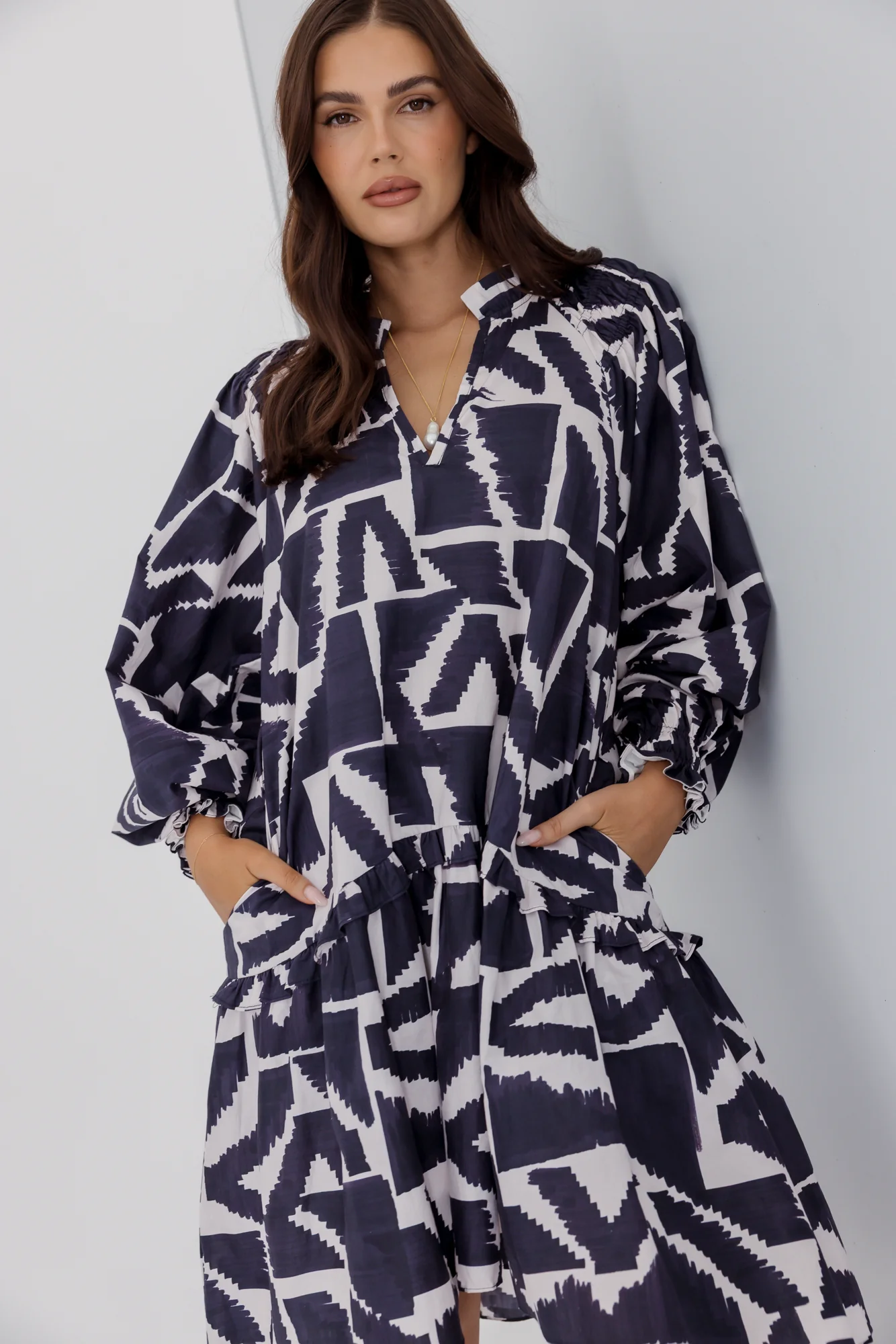 TOMMY Dress Navy Geo Print - Image 5