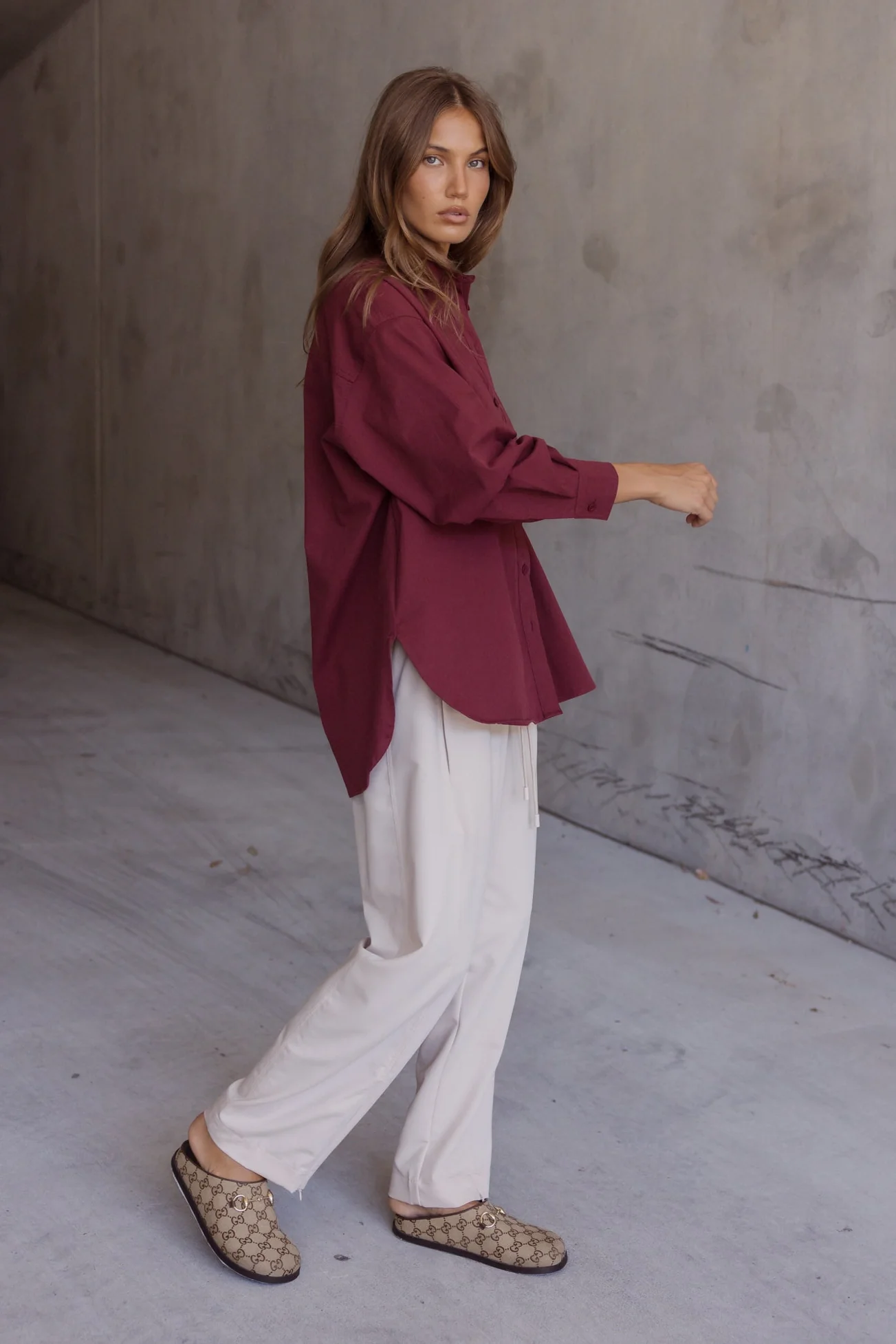 UNA Shirt Burgundy - Image 4