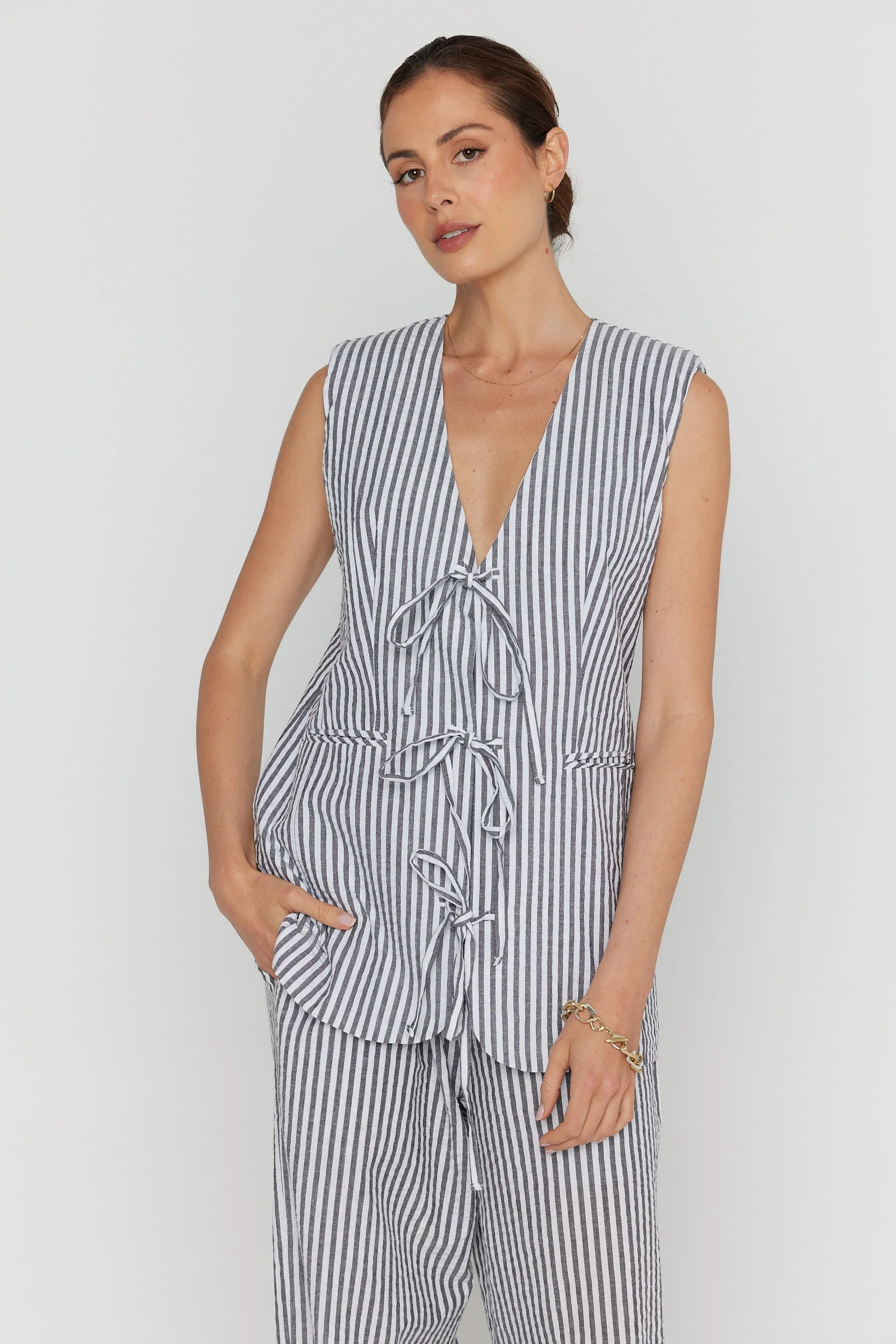 VULTAR Vest Black Stripe - Image 5